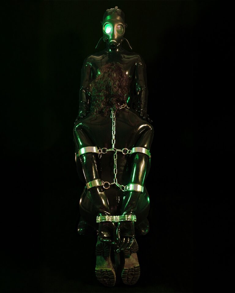 Instagram post from alexlatex.mx. This post is in position 1.